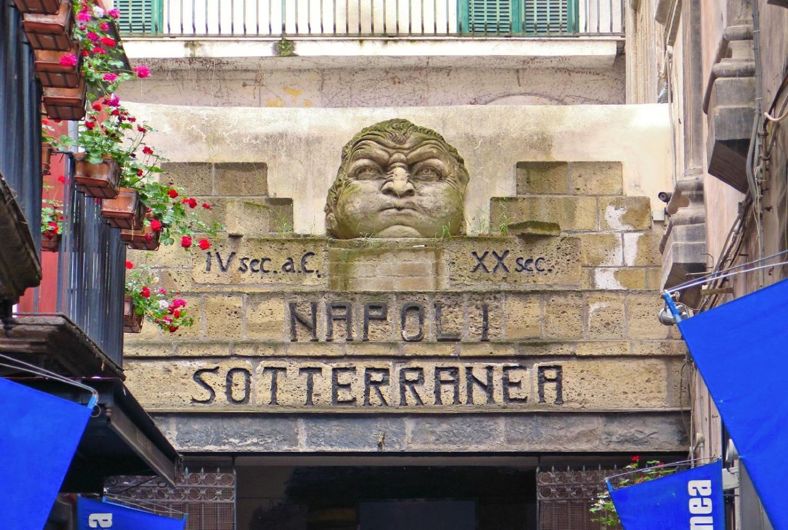 Dory'S Room Camera Nel Cuore Di Napoli Buitenkant foto